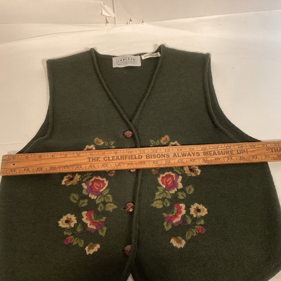 Vintage Jantzen hand embroidered womens vest size large - Picture 9 of 10